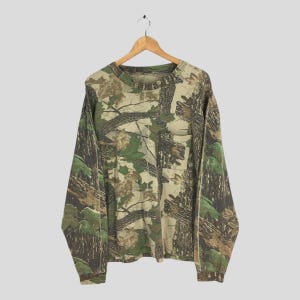 Vintage 90er Jahre Mossy Eiche Baum Camo Langarm-T-Shirt 2XLarge Braun Camouflage Muster Jagd im Freien Jerzees Tasche Tees Größe 2XL