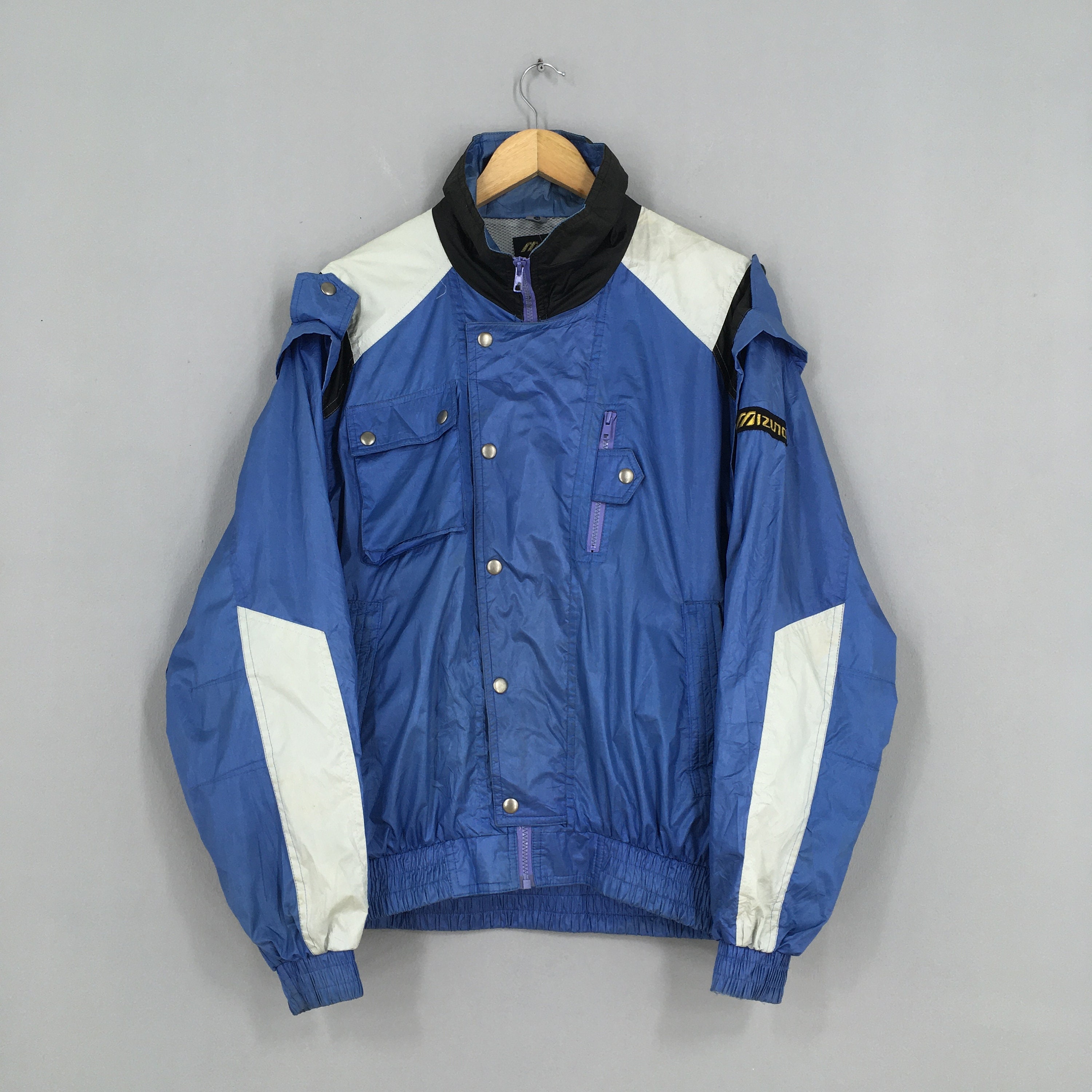 RUNSEOKJIN in JAPAN TOUR V-NECK Mサイズ ブルー Vintage Mizuno Japan Windrunner Jacket Large Mizuno Japan