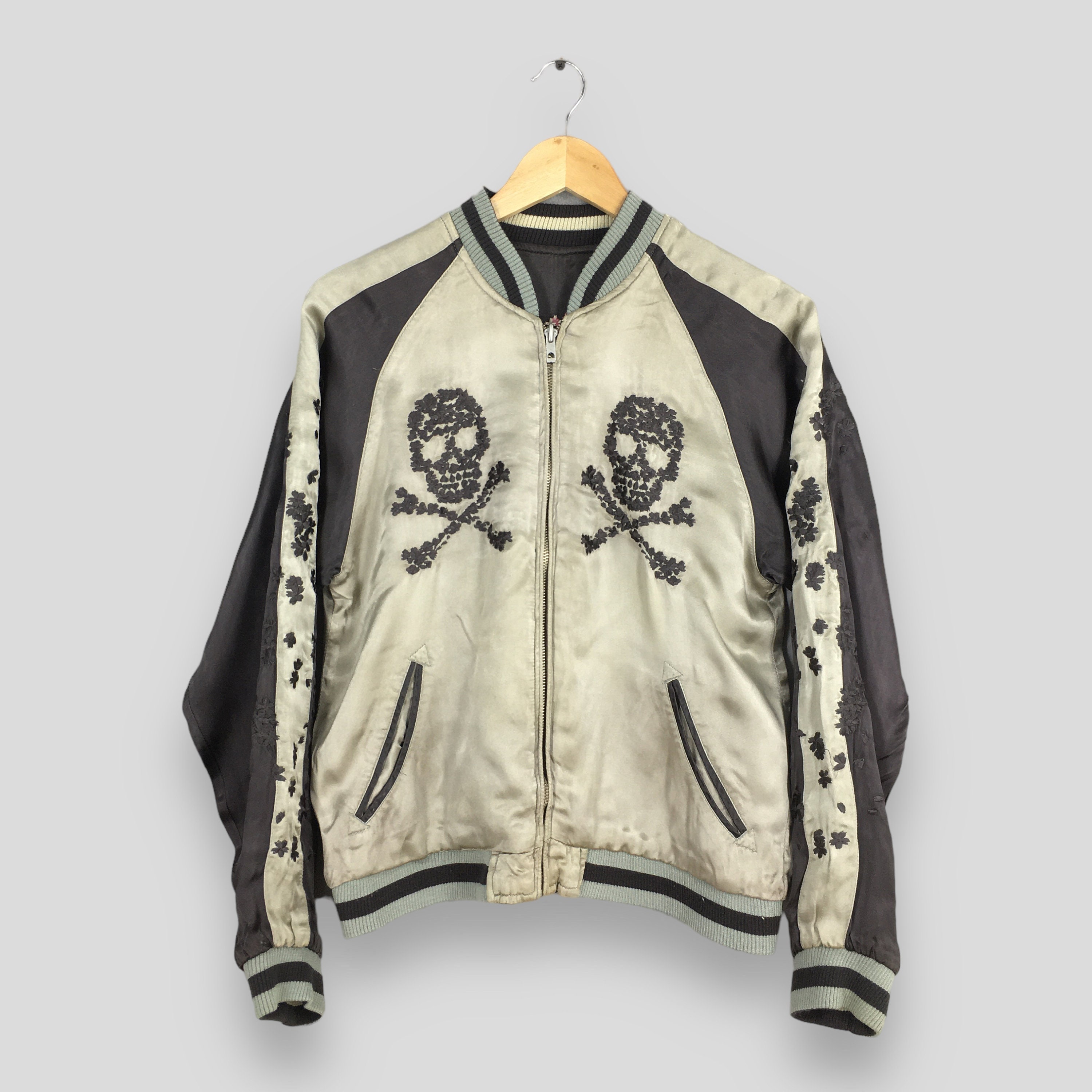 Vintage 1990's Japanese Classics Script Skull Sukajan Vintage 1990's Japanese Classics Script Skull Sukajan