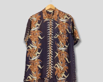 Camisa hawaiana tropical caribeña vintage Aloha, talla grande, años 90. Estampado floral de hojas hawaianas, ideal para el sol y el surf. Camisa de verano de rayón con botones, talla L.