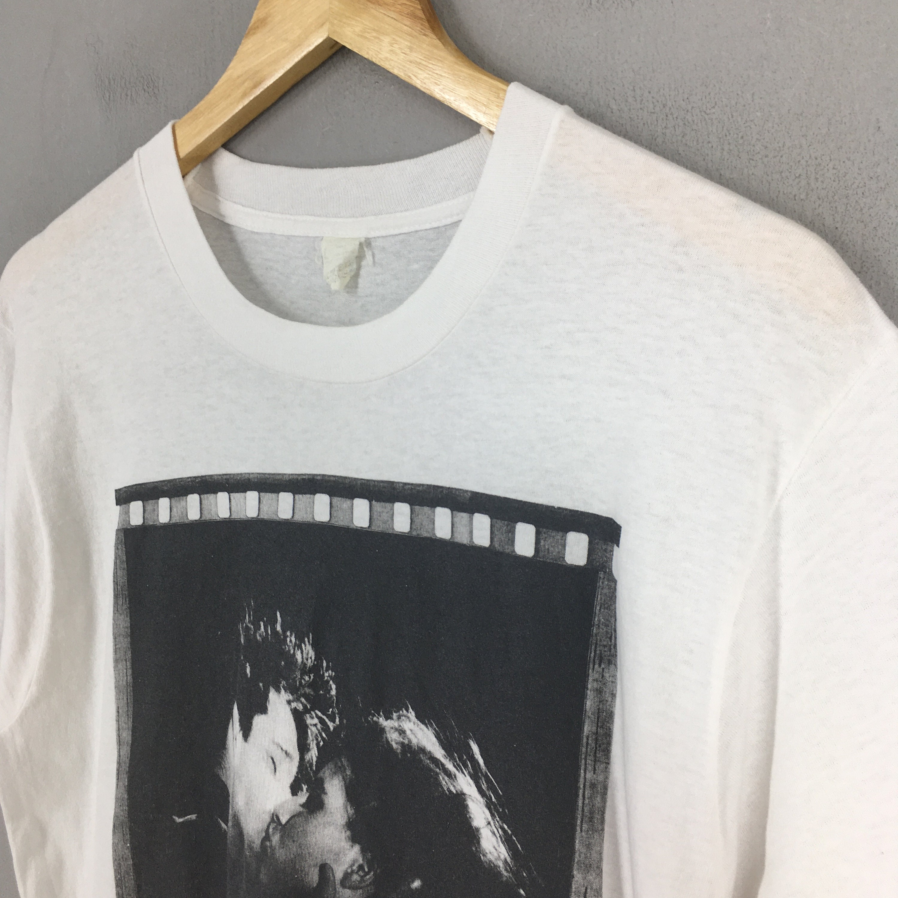 Vintage 90's Emporio Armani Photo Print Kissing Tshirt Large 1980s