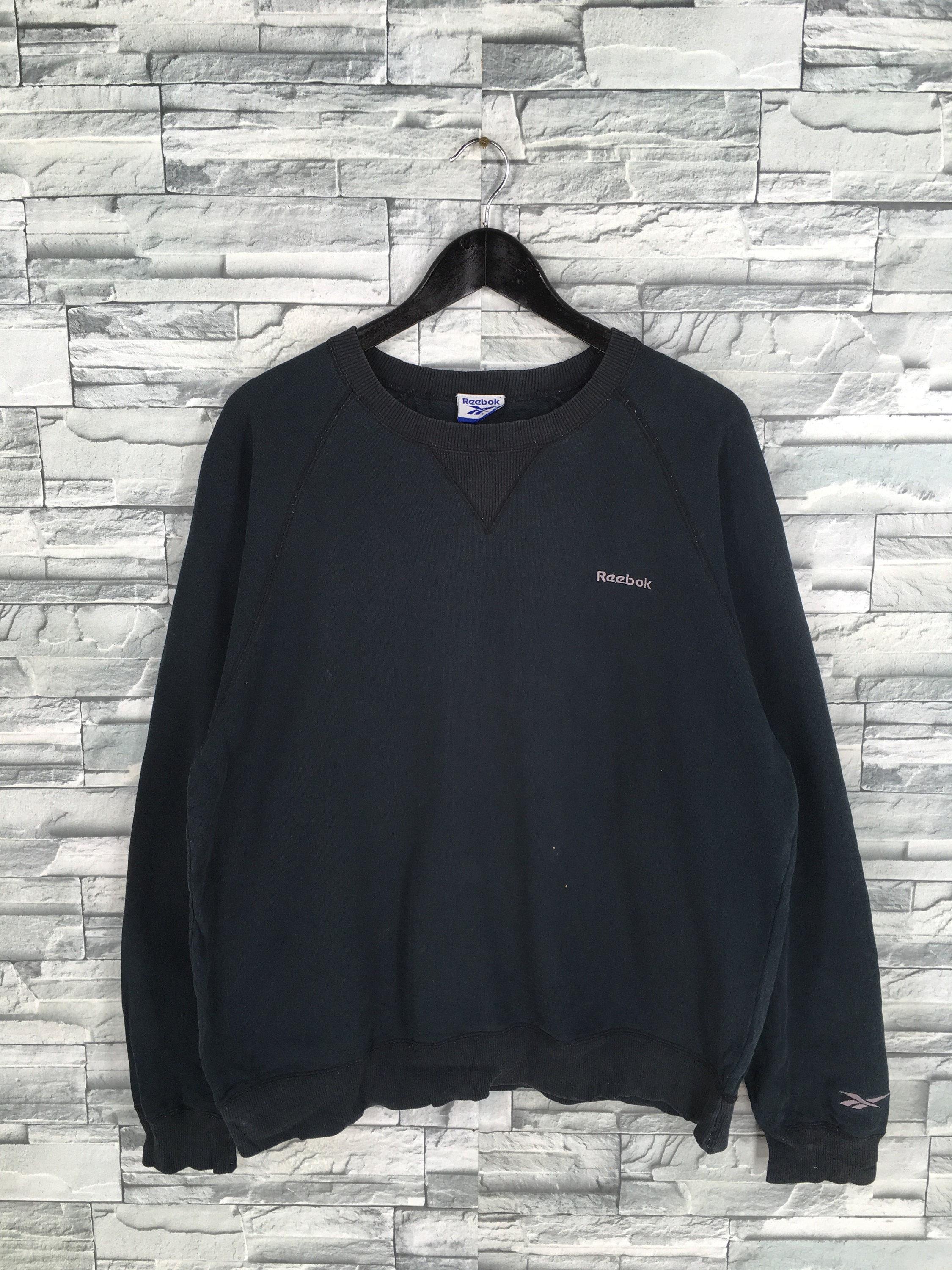 does gilly hicks run small