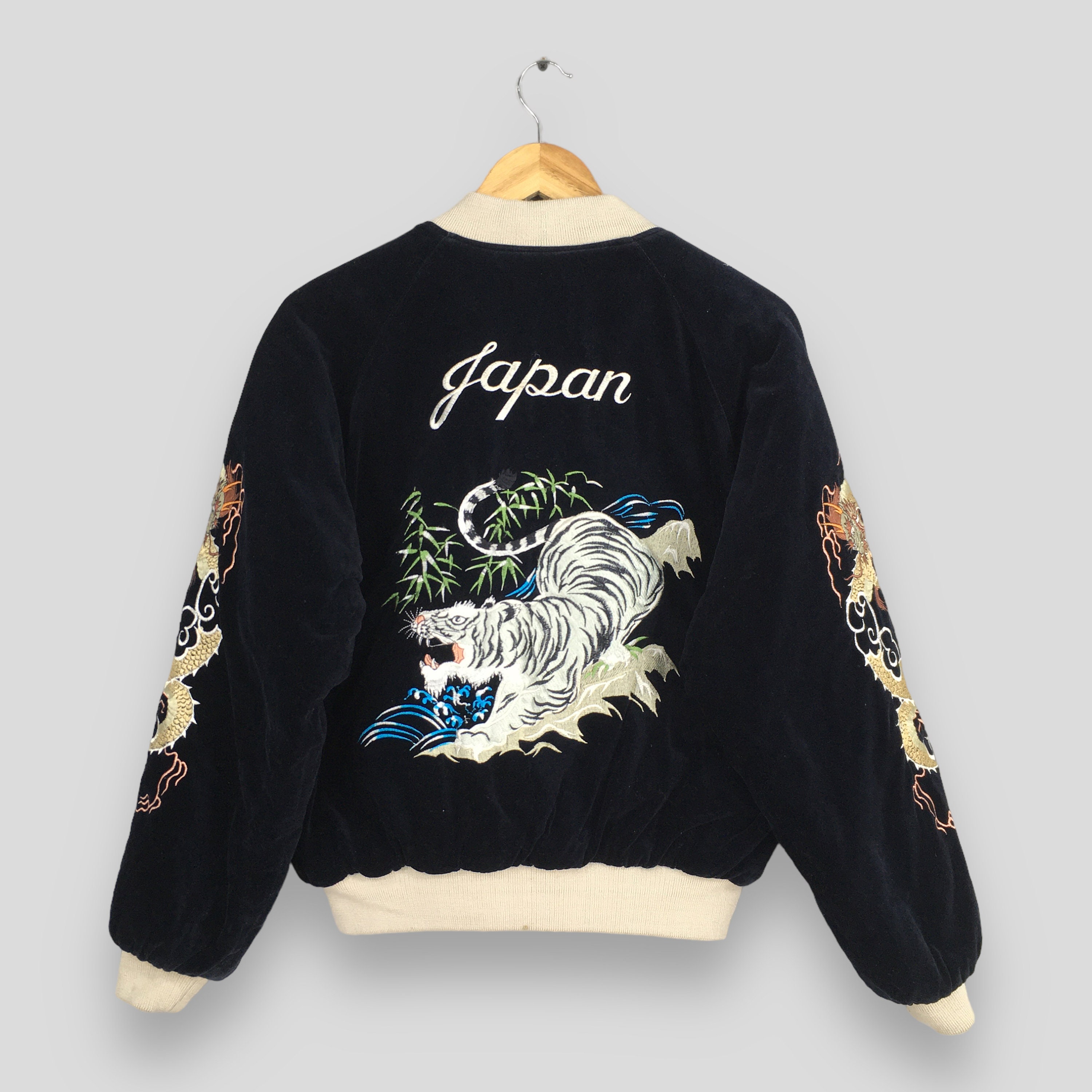 Vintage Sukajan Souvenir White Tiger Bomber Jacket Medium Vintage Sukajan Souvenir White Tiger Bomber Jacket Medium