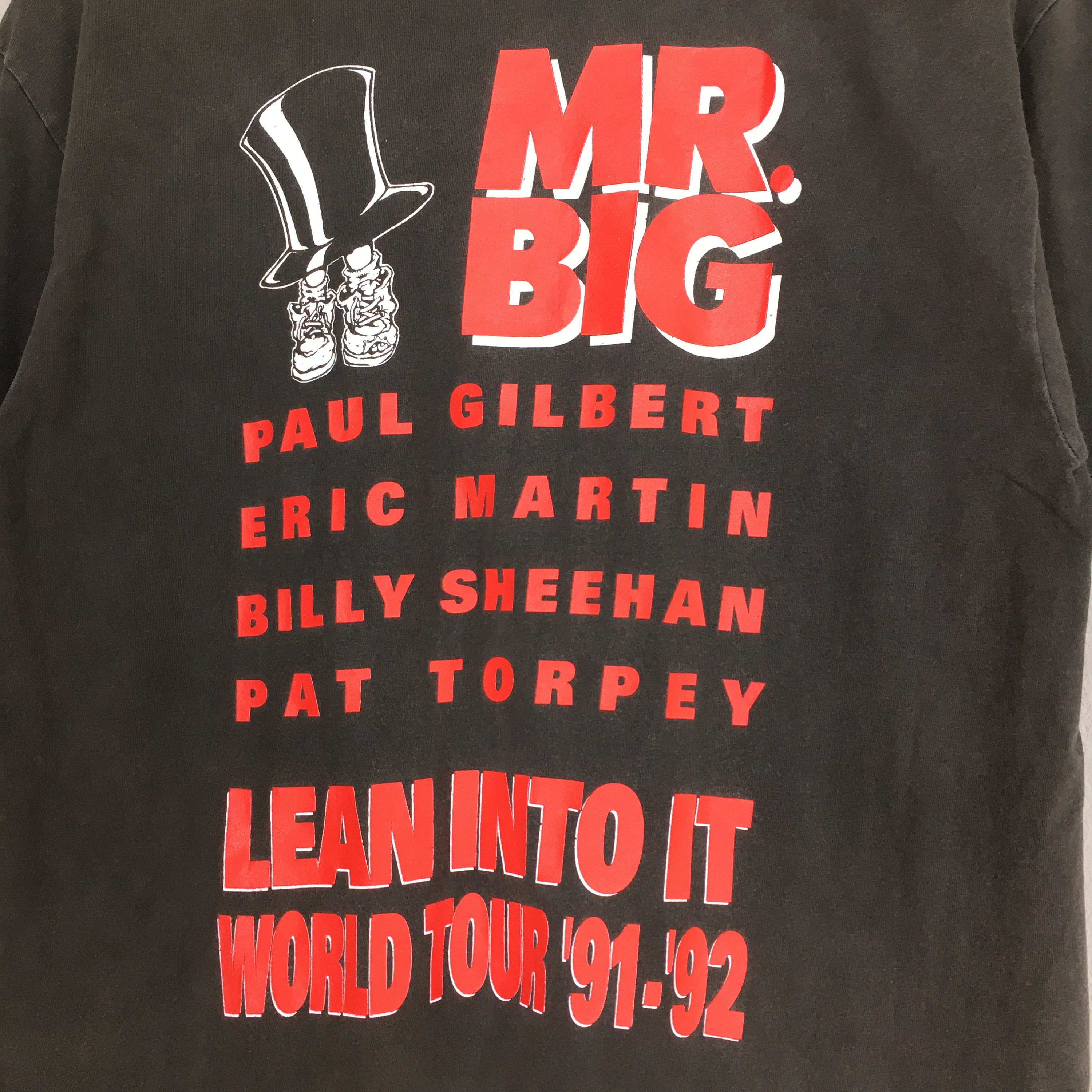 Vintage MR BIG Band Lean Into It Tshirt Small Black 1990s Mr Big
