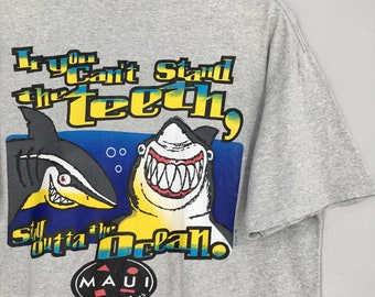 マウイ　オレって半サメだろ？ il_340x270.4273618327_6oun.jpg