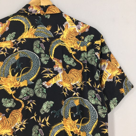 Vintage Hawaiian Japanese Jungle Storm Dragon Rayon Shirt Large  