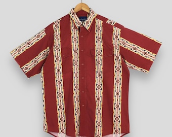 Camicia vintage anni '90 Wrangler Aztec Navajo Western, taglia L, in flanella rossa, stile nativo tribale, con bottoni a pressione e perle, stile rodeo cowboy.