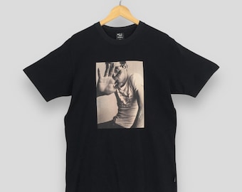 Camiseta negra vintage de Keith Haring con foto impresa de los años 90, estilo pop art, obra de arte de Keith Haring, ropa de calle, tienda pop, arte abstracto, camisetas de 1990, talla L