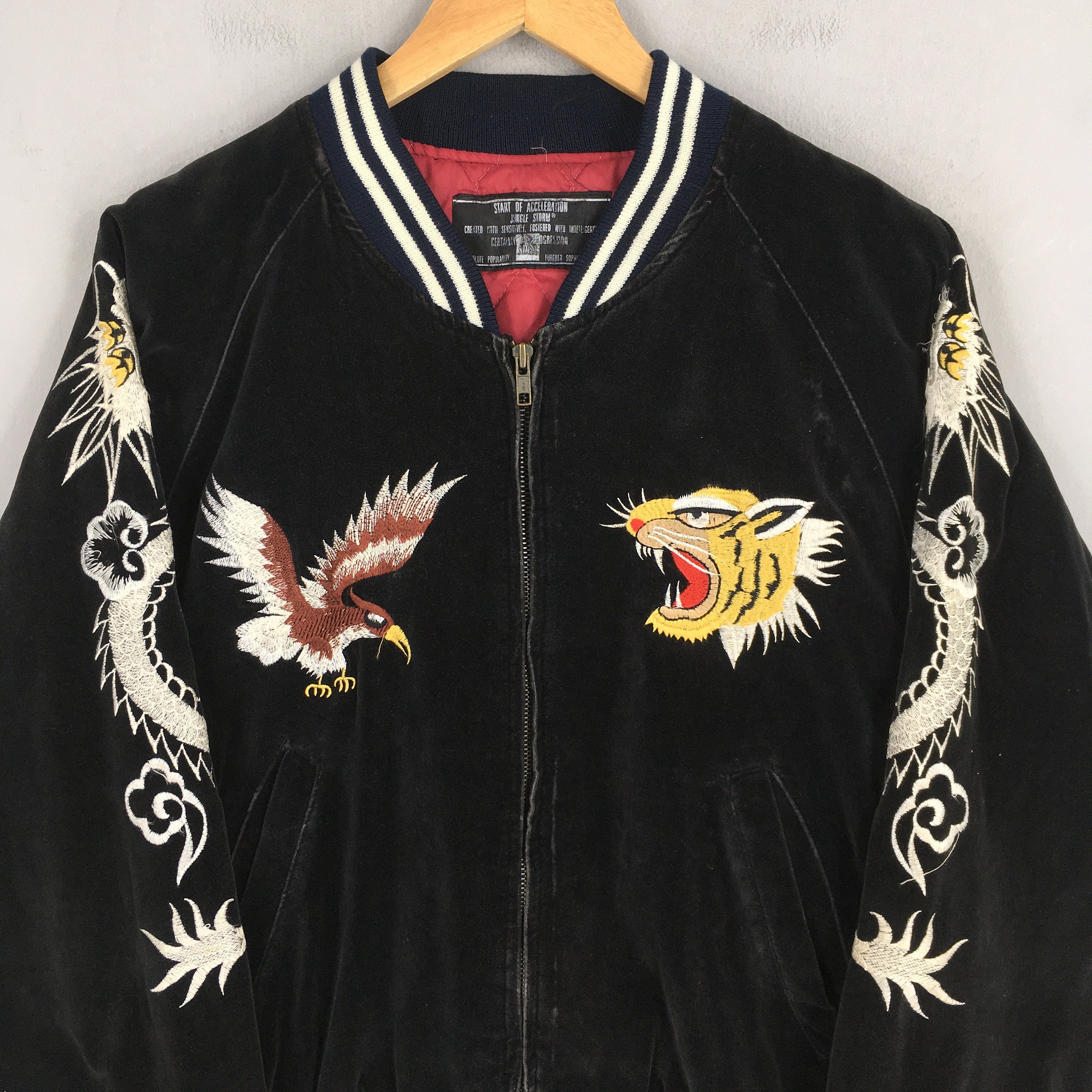 Vintage Sukajan Souvenir Tiger Head Bomber Jacket Medium Vintage Sukajan Souvenir Tiger Head Bomber Jacket Medium