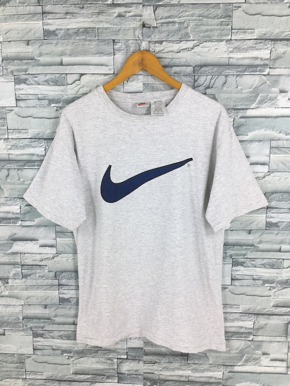 patrón Poner a prueba o probar Espectador Vintage Nike Swoosh Camiseta gris Mediana 1990 Nike Big Logo - Etsy España