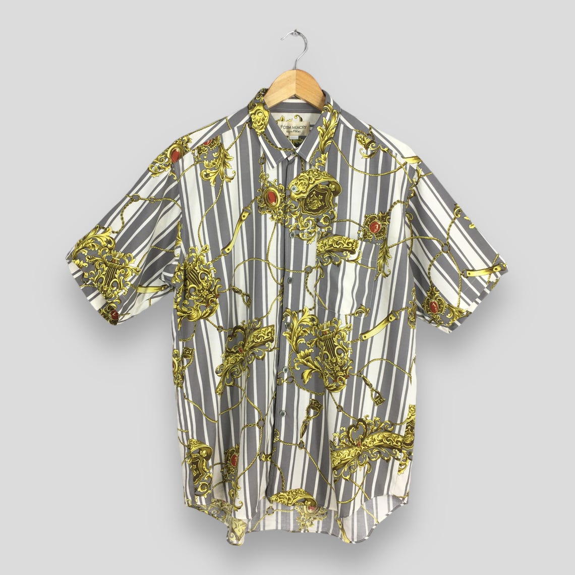 Vintage 90s Novelty Baroque Rayon Shirt Large Retro Abstract Casual Gold Chain Luxury Psychedelic Buttondown Oxfords Summer Wear Size L, foto 1 di 5