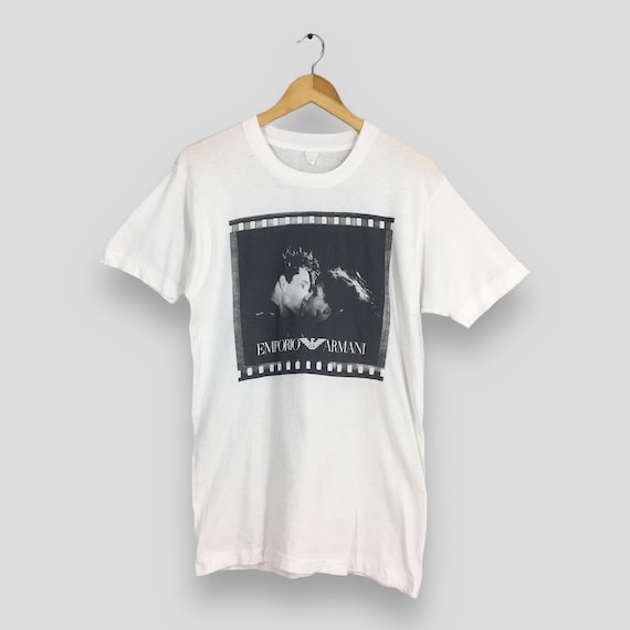 Vintage 90's Emporio Armani Photo Print Kissing Tshirt Large 1980s