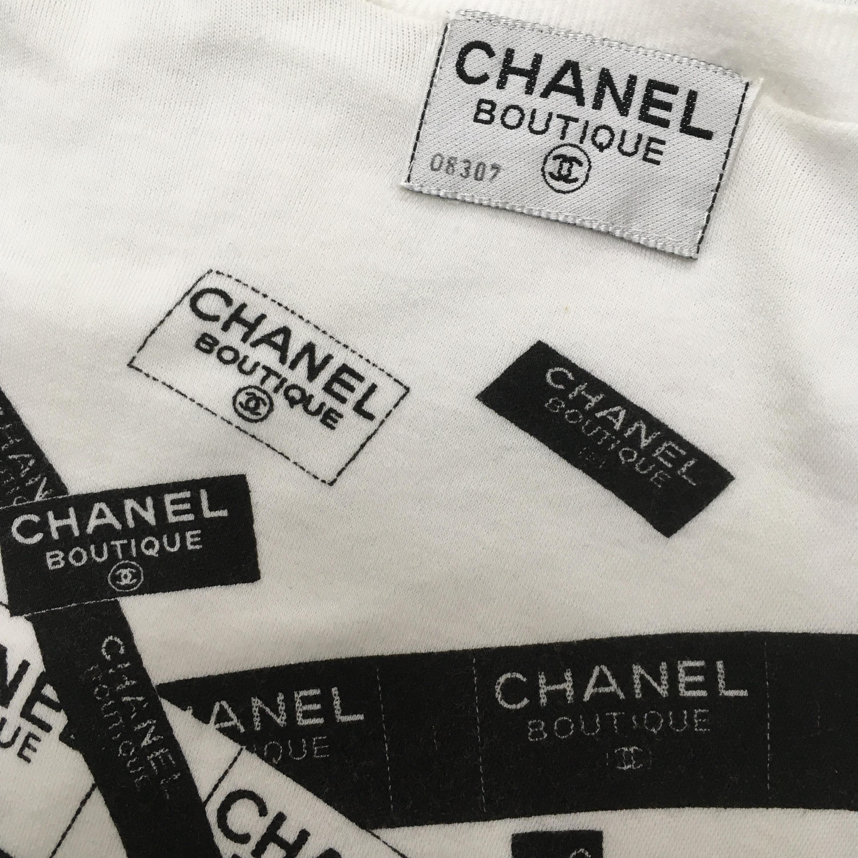 CHANEL BOUTIQUE ホワイトショートスリーブシャツ CHANEL BOUTIQUE