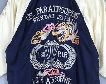 Vintage 90's Sukajan Yokosuka Dragon Souvenir Jacket Large Sukajan