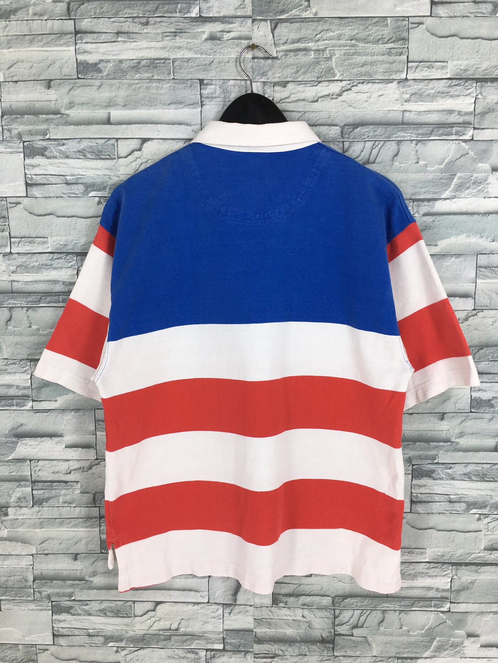 guess jeans black and white striped shirt