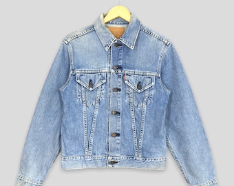 Vintage Levi's Type 3 Trucker Jeansjacke Kleine Levi's Jeans 1990er Jahre Levi's USA Denim Blue Stone Washed Jeansjacke Knopfgröße S