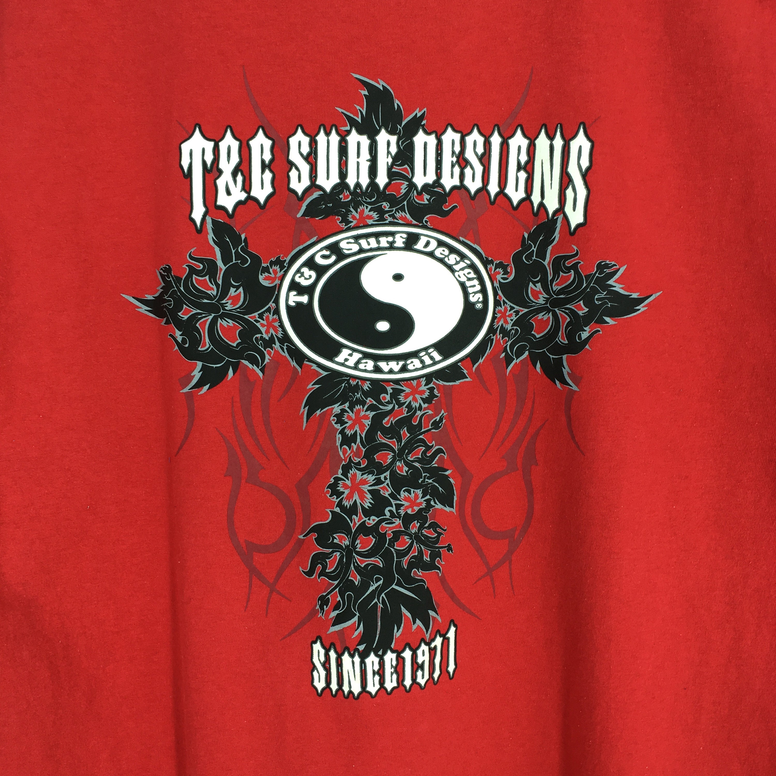 Vintage 90's T&C Surf Designs Cross Yin Yang Surfing Red T Shirt