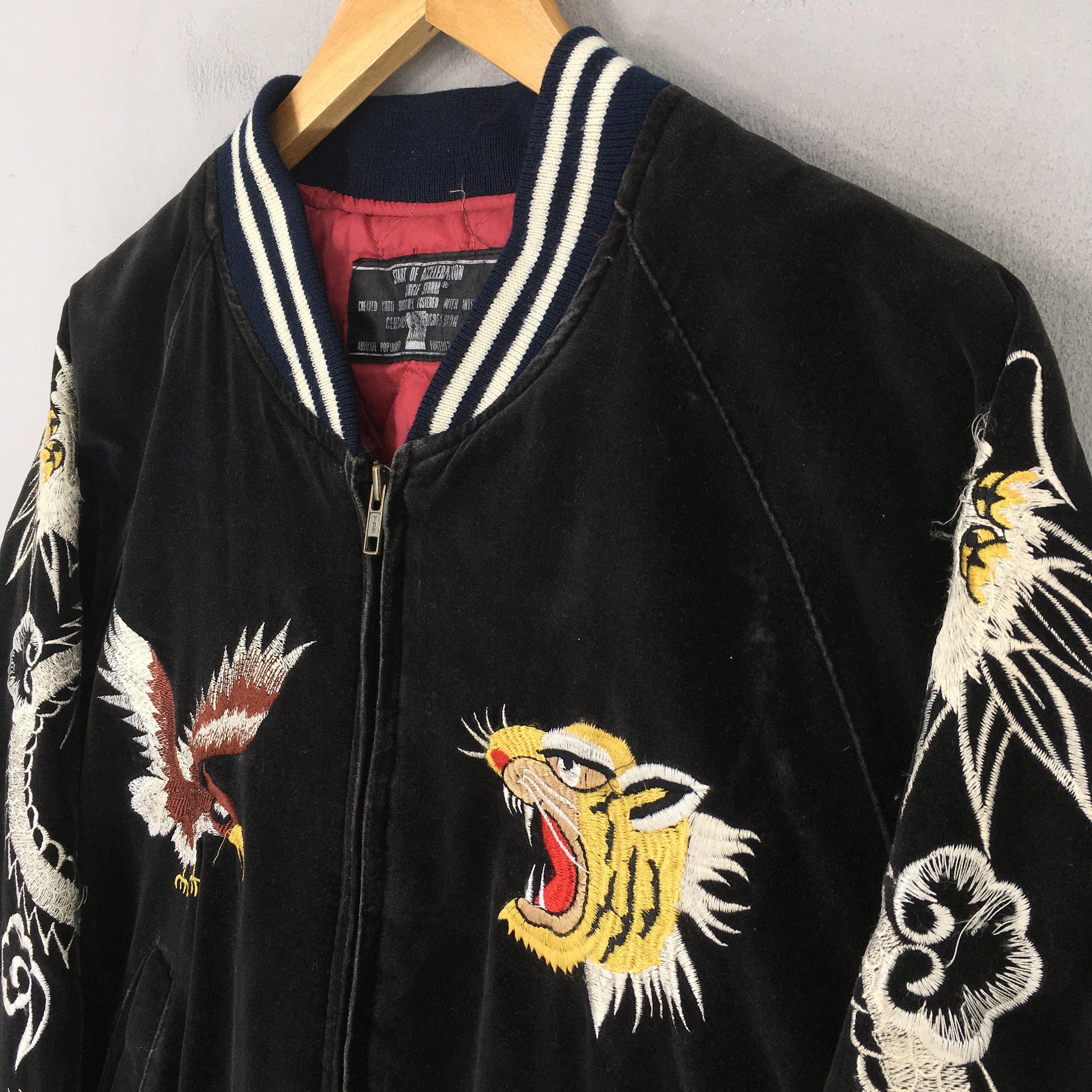 Vintage Sukajan Souvenir Tiger Head Bomber Jacket Medium Vintage Sukajan Souvenir Tiger Head Bomber Jacket Medium