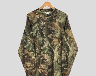 Vintage 90s Walls Mossy Oak Tree Camo Long Sleeve Tshirt Medium Green Camouflage Real Tree Pattern Hunting Woodland Outdoor Forest Tees M