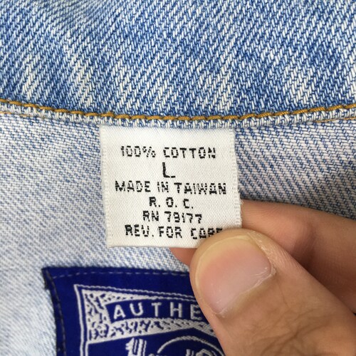 Vintage Hard Rock Cafe Washington Dc Trucker shops Denim Jeans Jacket Large 1980s Hard Rock Save The Planet Blue Jeans Jacket Size L