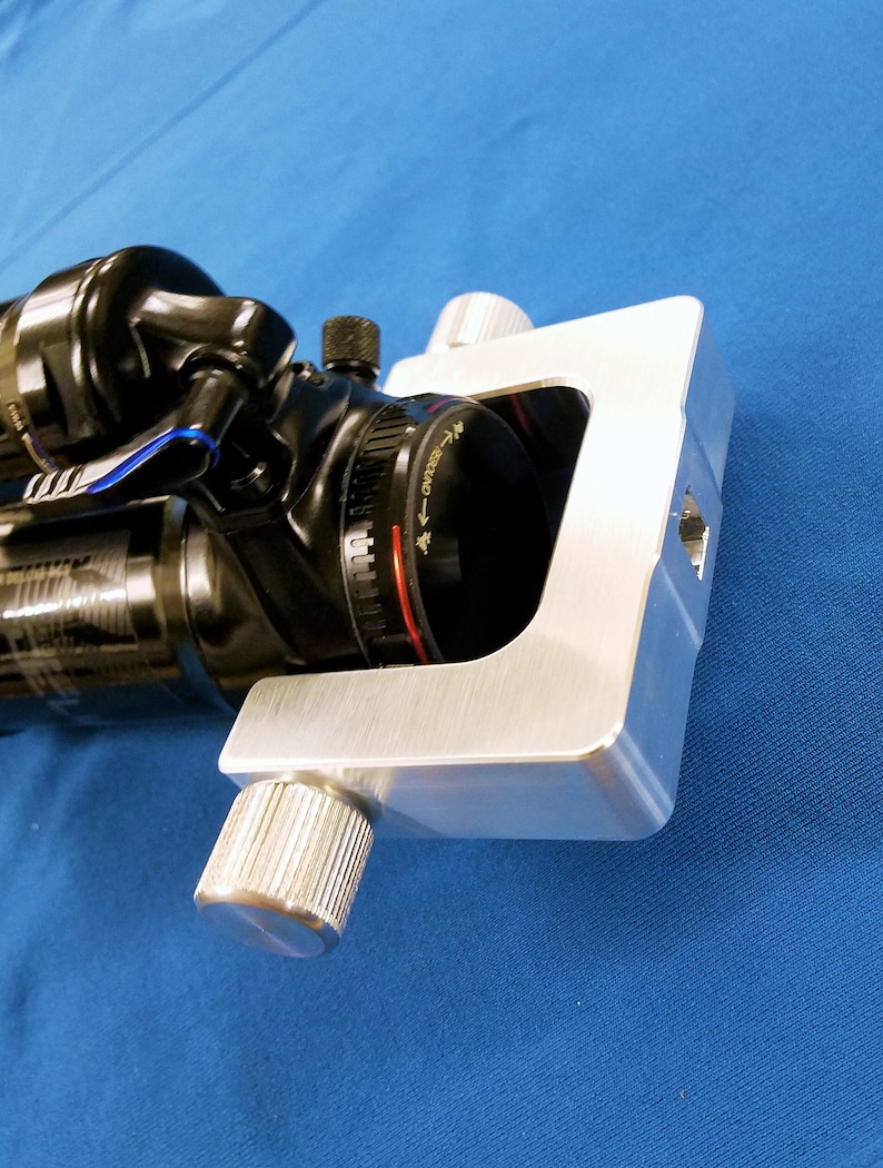 Bolts Trunnion Torque Tool to Tighten 54mm Trunnion Mount Shocksclone