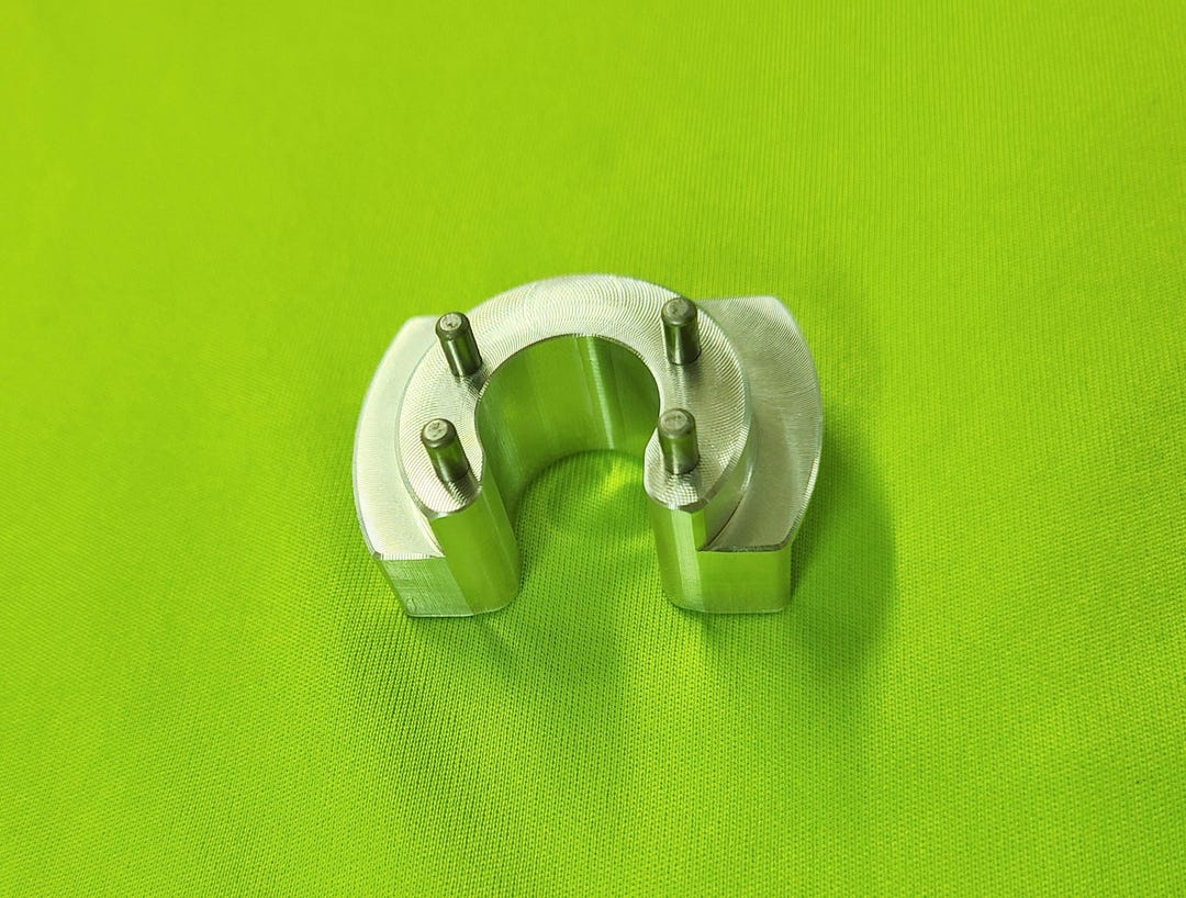2026 Fox X2 Bearing Housing Driver Like Fox # 398-01-191, for