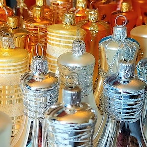 vintage République tchèque, décoration d&#39;arbre de Noël en verre soufflé, peinte à la main - Grande cloche