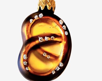 Czech Republic, Glass Blown, Hand Painted Christmas Tree Ornament - pretzel a pair ( x 2 )
