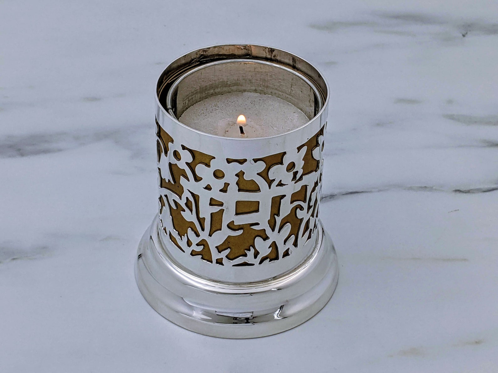 Yizkor Candle, Memorial Candle Holder, Hebrew Lettering, Silver