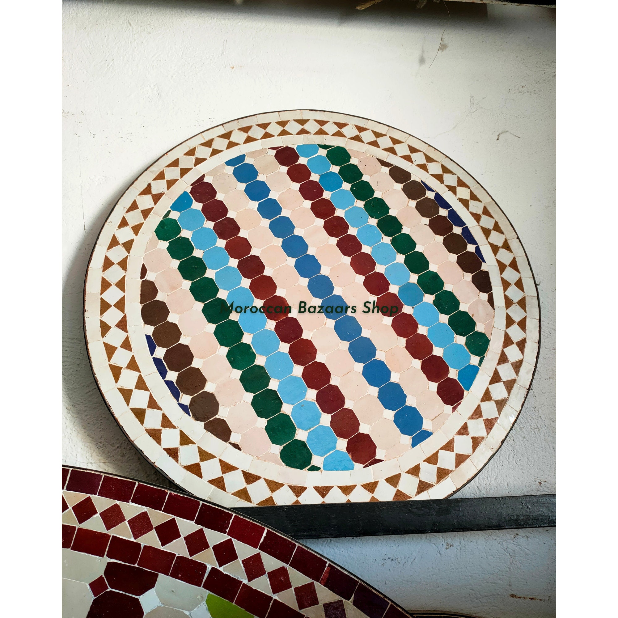 Table En Mosaïque marocaine,