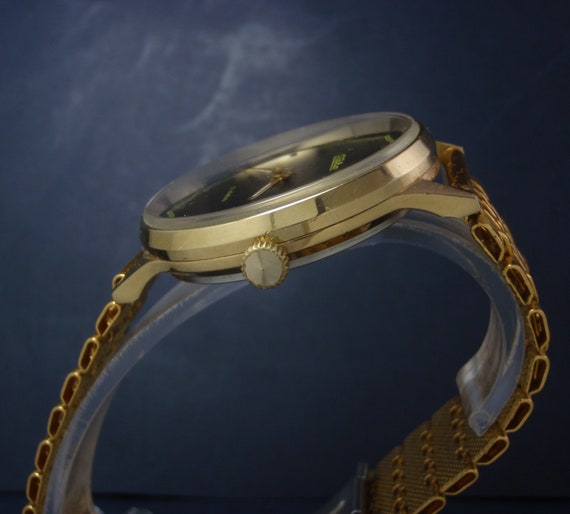 SLAVA Vintage USSR Watch with Bracelet Gold Plate… - image 7