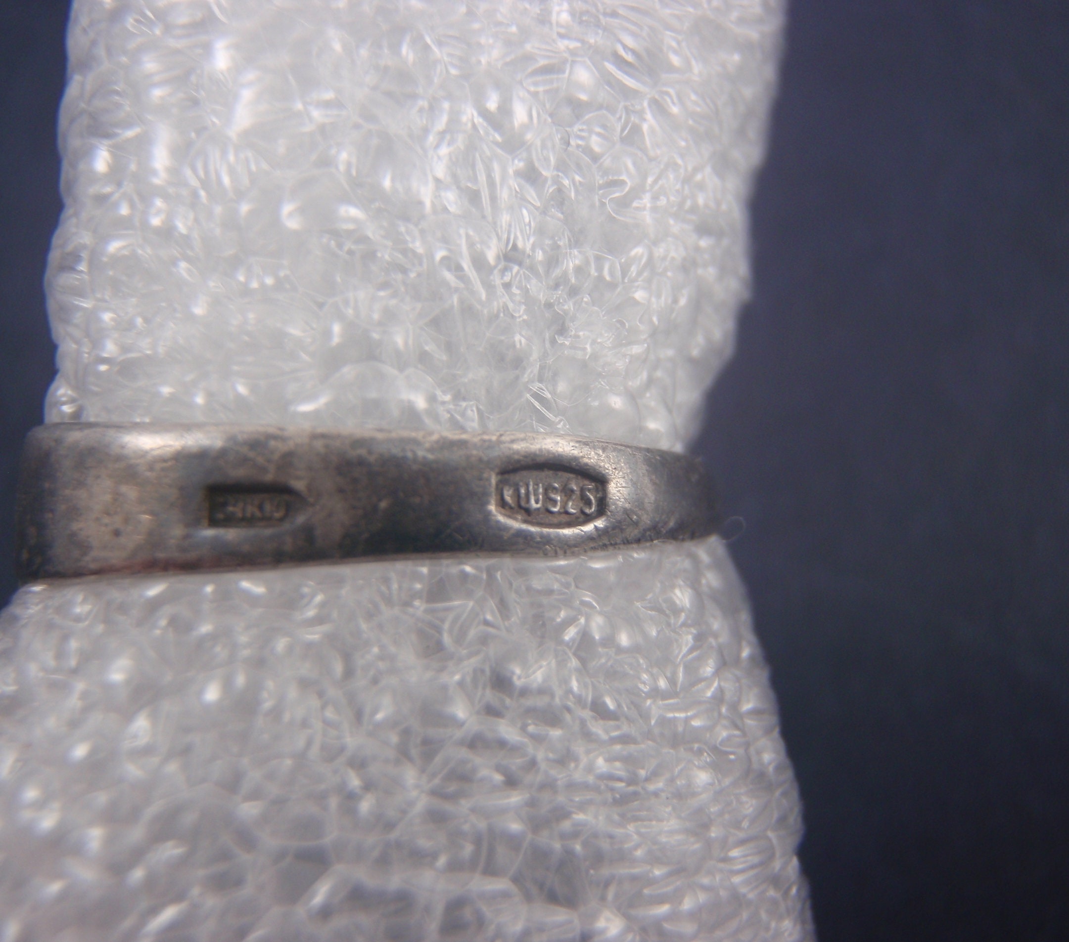 Bague Vintage Ukrainienne Magic Silver 925 Avec Poinçon Trident - Occasion