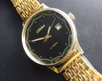 SLAVA Vintage USSR Watch with Bracelet Gold Plated Mechanical Date indicator 21 jewels