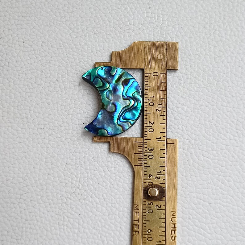 the crescent moon, moon jewelry, crystal moon, moon earrings, moon cabochon, moon gemstone, abalone shell moon, shell moon, moon abalone shell, abalone shell, shell jewelry, moon, moon shell