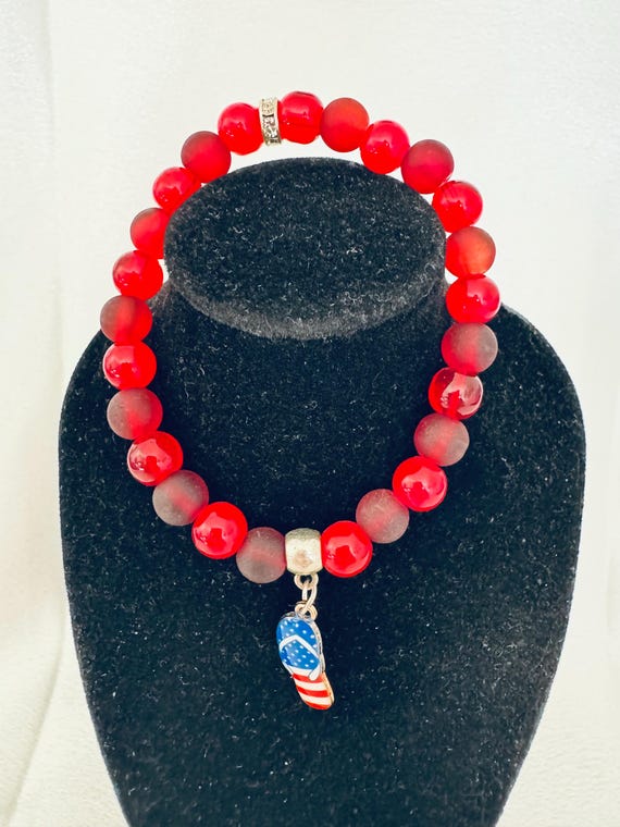 Red White and Blue Flip Flop Charm Stretch Bracelet