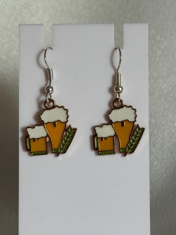 Beer Mugs Dangle Earrings.