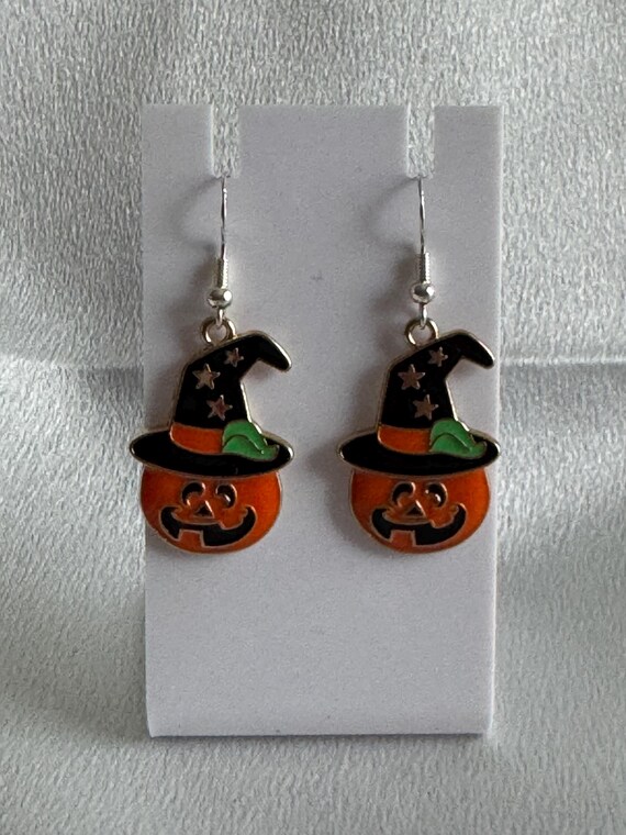 Halloween Jack O Lantern Dangle Earrings. Hypoallergenic