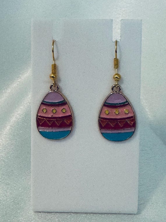 Easter Egg Dangle Earrings.