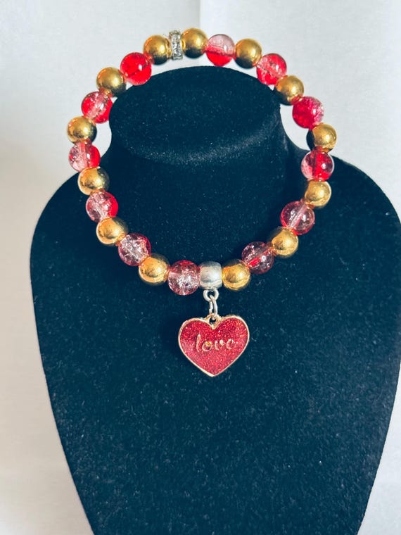 Red Heart  “Love” Valentine Charm Stretch Bracelet