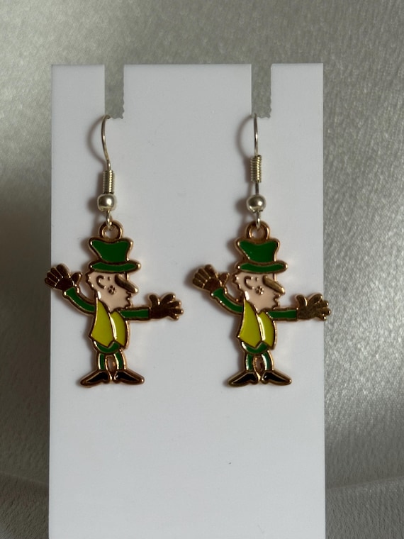 Leprechaun Dangle Earrings.