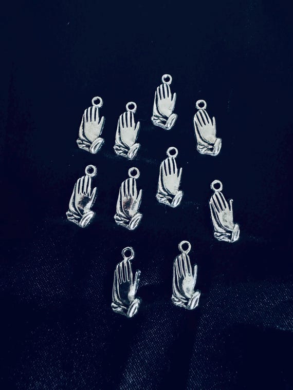 10 Piece Praying Hands Charms