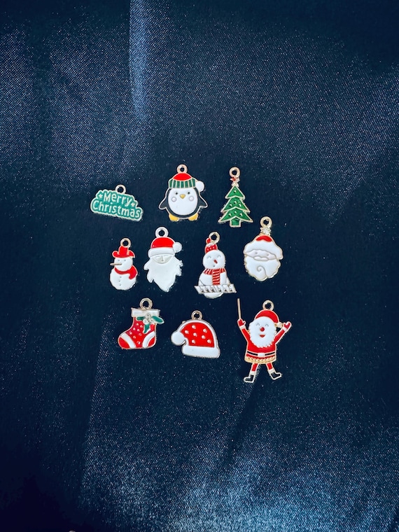 10 Piece Christmas  Charms