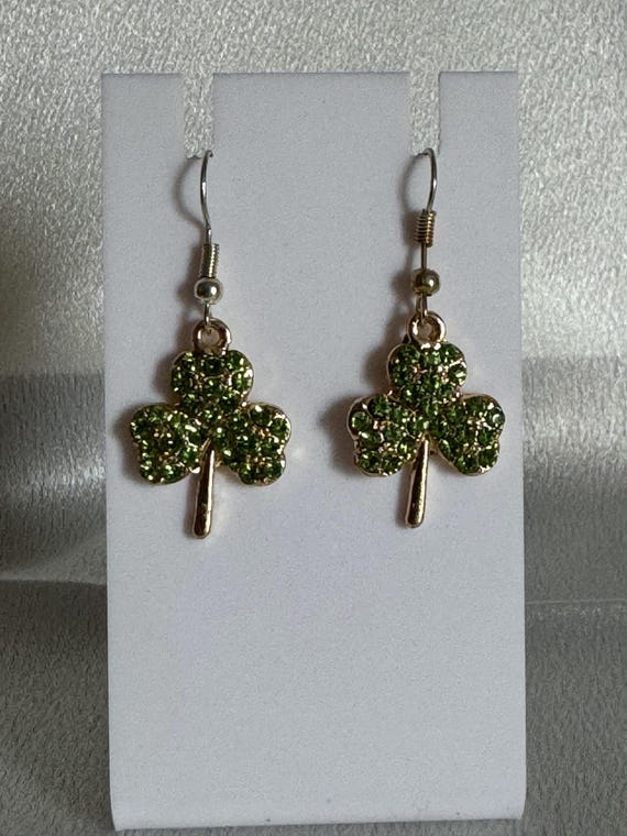 Glitter Clover Dangle Earrings.