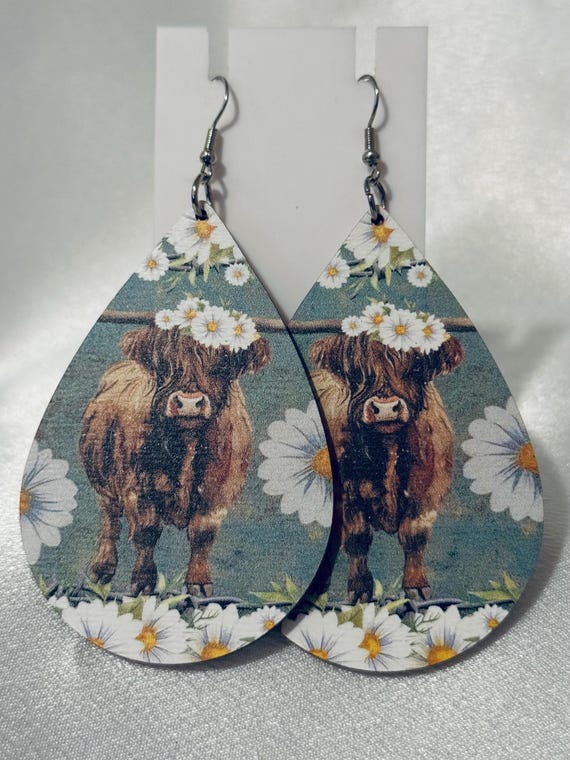 Highland Cow Dangle Earrings