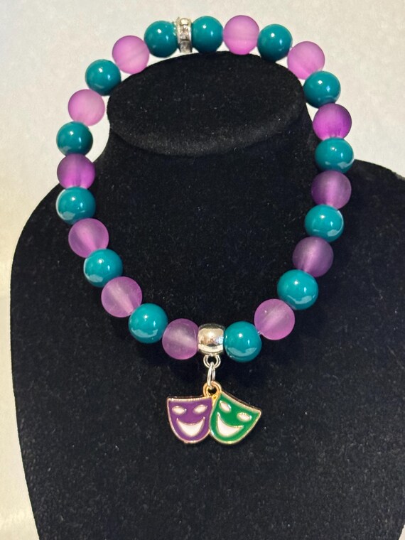 Mardi Gras Mask Charm Stretch Bracelet