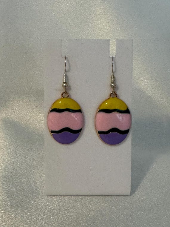 Easter Egg Dangle Earrings.