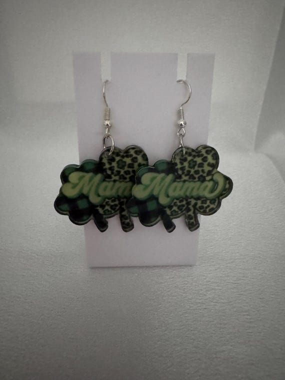 Irish Clover Dangle Earrings.