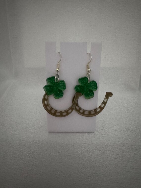 Irish Horseshoe Dangle Earrings.