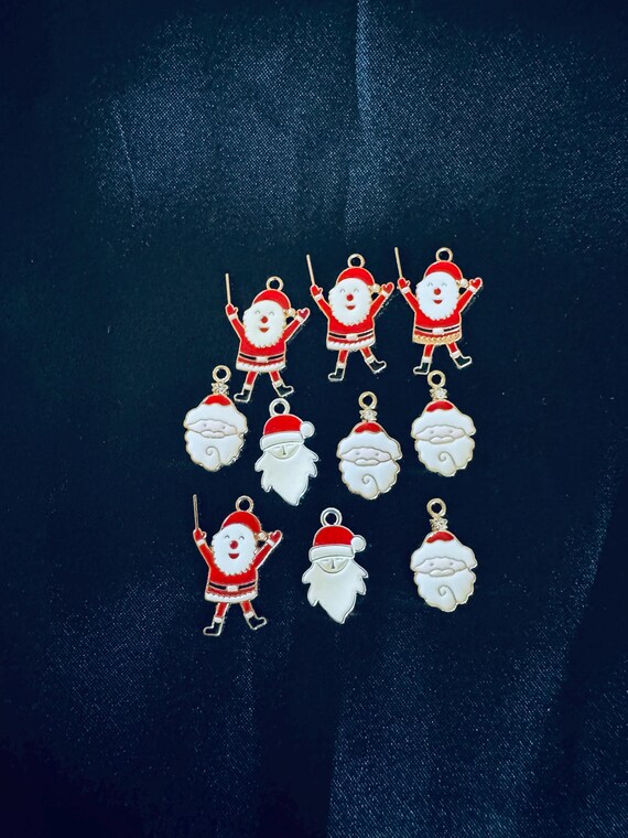 10 Piece Christmas Charms