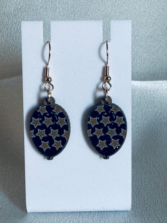 Happy New Year Stars Dangle Earrings